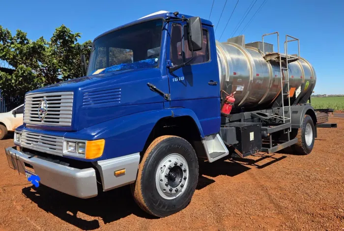 Caminhão Mercedes Benz 1618 ano 91 tanque calda pronta