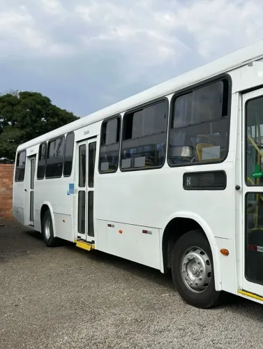 Ônibus Mercedes Benz