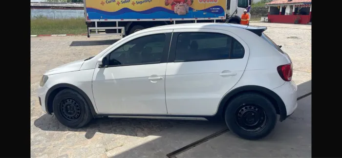 Volkswagen Gol Geração VI Track 1.0 8V MI Total Flex Mec. 4P 2014