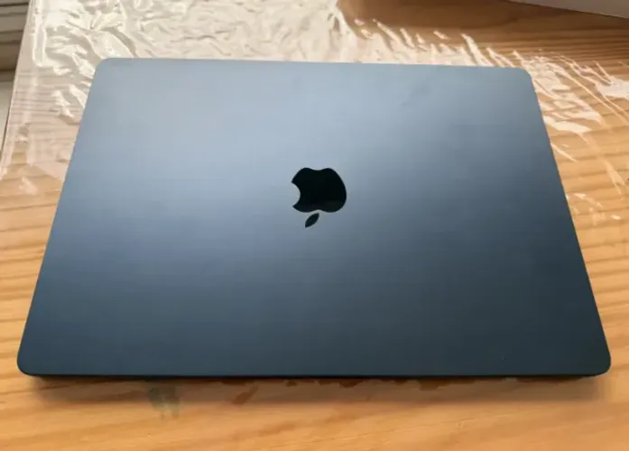 Macbook Air M2 midnight 8/512 gb completo