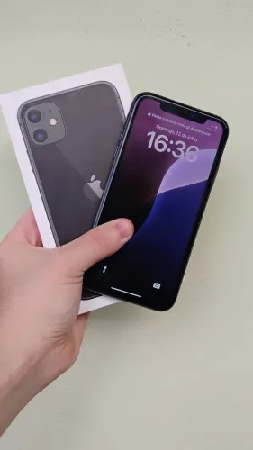 iPhone 11 64gb preto bem conservado!!