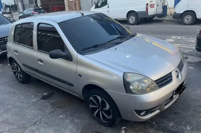 Renault Clio Hi-flex 1.0 16V 5P 2012