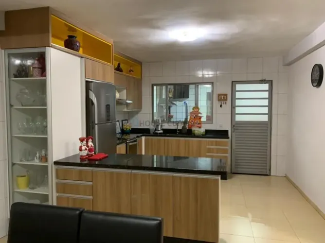 Casa bem localizada no Bairro Parque Cuiabá