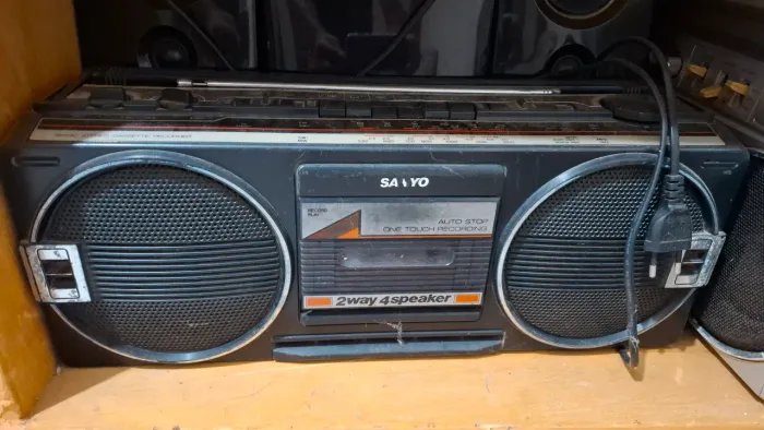 Radio vintage Sanyo