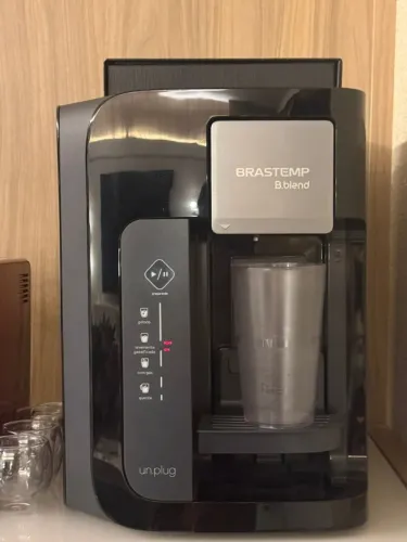 Máquina de bebidas em cápsula