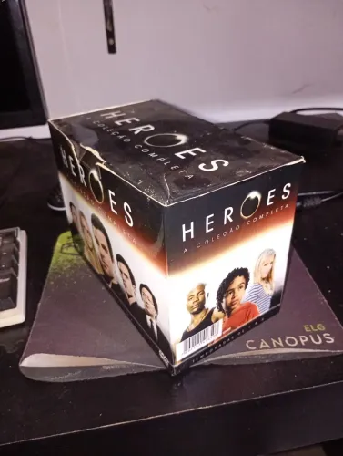 Coleção DVD ? Completa - Heroes todas as temporadas.