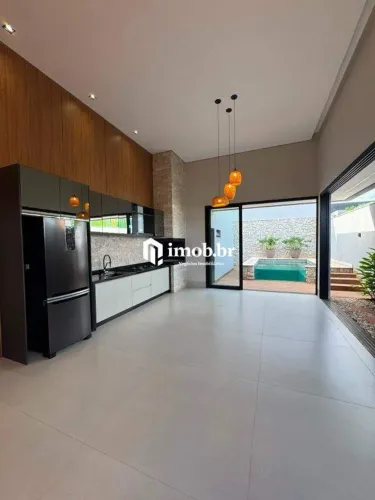 Casa à Venda no Condomínio Damha III | 4 Suítes, Automação, Piscina Aquecida e Alto Padrão