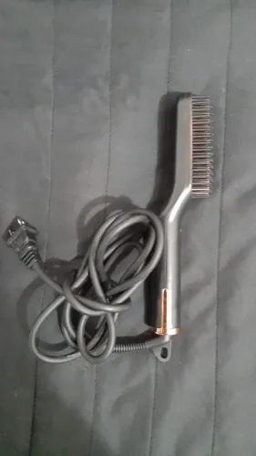 Escova alisadora térmica