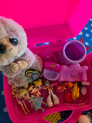 Lote de brinquedos, poly, barbie, pelúcia
