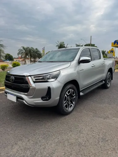 Toyota Hilux CD SRX 4X4 2.8 TDI 16V Diesel Aut. 2022