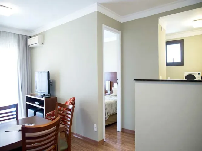 Apartamento de 02 dorms com serviços nos Jardins para investimento