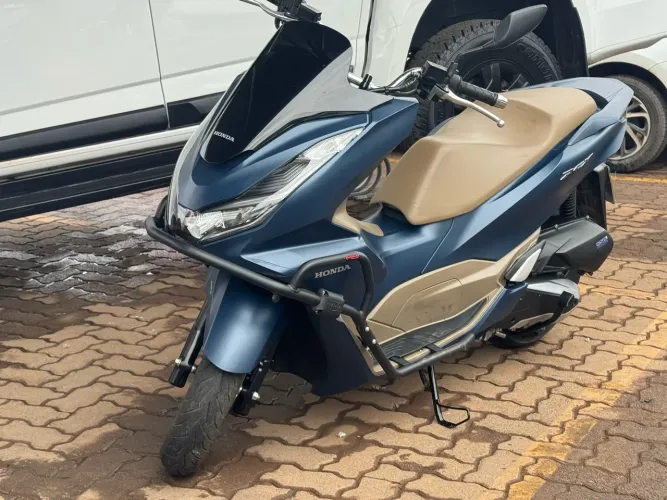 PCX DLX 160 Aut. 2024 Financio, Aceito Trocas