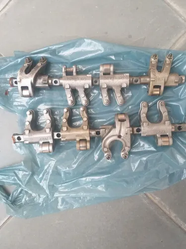 Vendo eixo de comando de válvula Renault Clio motor d4d 1.0 16