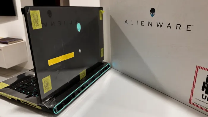 Notebook Alienware M15 R7 -32gb/ram - Rtx 3070ti - Ssd1tb