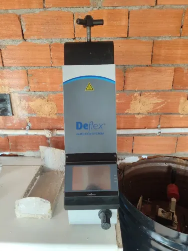 Injetora deflex