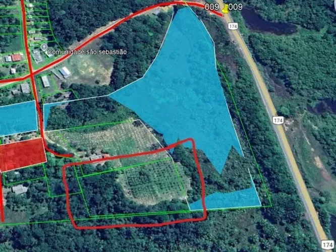 LINDO TERRENO COM IGARAPÉ