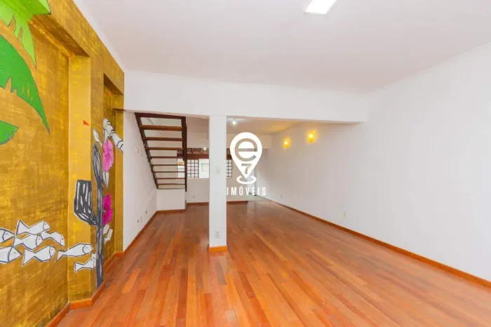 Casa para venda em Cambuci com 3 quartos, 130m²