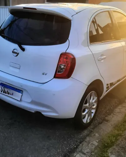 Nissan March SV 1.0 12V Flex 5P 2017