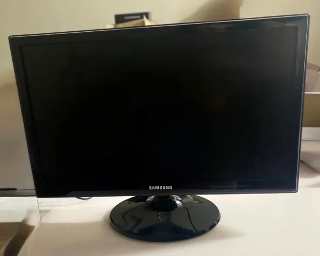 Monitor e TV Samsung 24 polegadas 