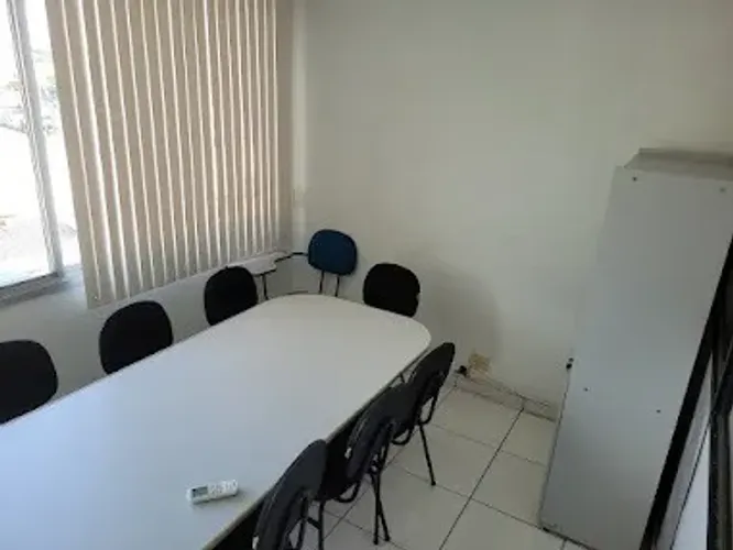 mesa de escritorio redonda de 8 cadeiras