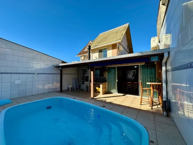 Excelente Casa em Condomínio Fechado de 3 dorm 1 suite 100m² Vargem Grande