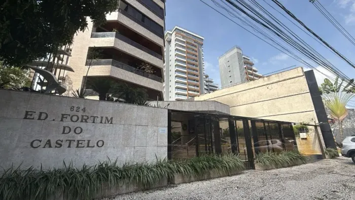 Apartamento 250m² 4 suítes no Ed. Fortim do Castelo Belém