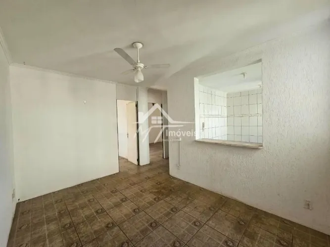 Apartamento com 2 dormitórios à venda, 57 m² por R$ 180.200,00 - Jardim João Paulo II - Su