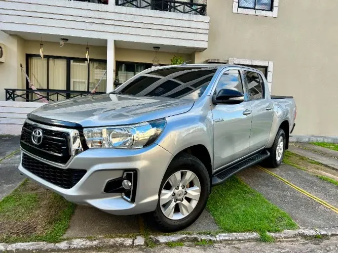 Toyota Hilux CD SR 4X4 2.8 TDI Diesel Aut. 2020