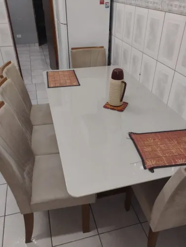 Mesa de jantar 6 cadeiras 