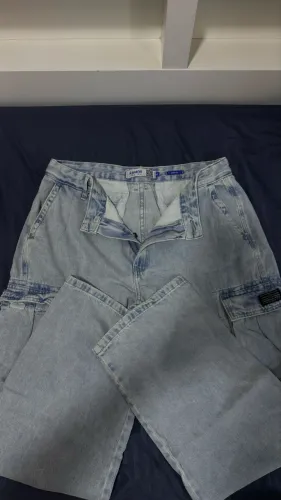 Calças jeans de ótima qualidade