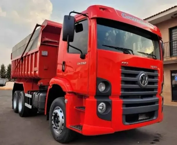 Vw 24250 6x2 - 2012 Caçamba 