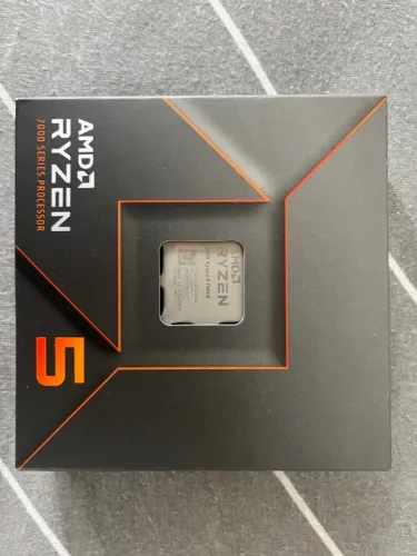 Processador AMD Ryzen 5 7600X - AM5 - 6 Núcleos - 5.3GHz