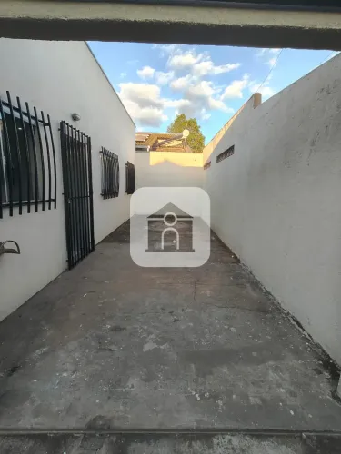 Casa para venda no bairro Santa Mônica