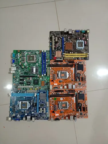 Vendo placa mãe usada