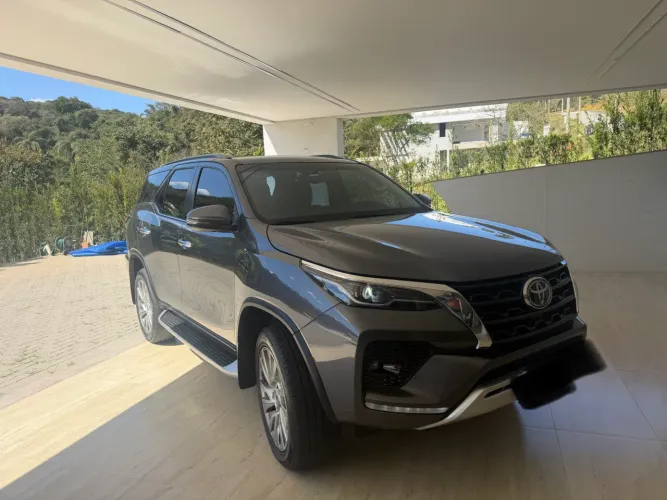 Toyota Hilux SW4 SRX 4X4 2.8 TDI 16V Dies. Aut. 2021