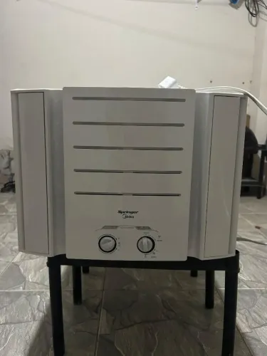 Ar condicionado de janela Mídea 7500BTUs 127v
