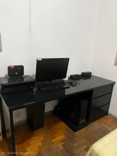 Vendo Móvel para suporte de computador com gavetas