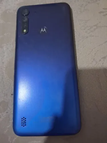 Celular  com defeito 