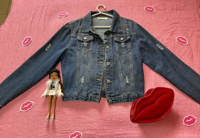 Jaqueta Jeans com bordado
