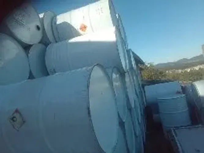 Tambores metálicos 200litros
