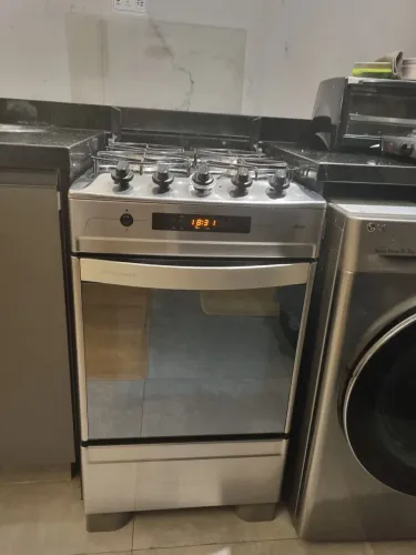 Fogao 4 bocas, inox, brastemp, semi novo