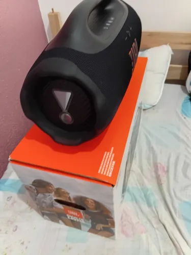 Jbl bombox 4