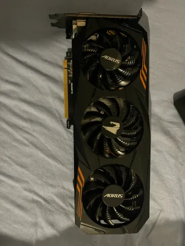 Placa de Vídeo Gigabyte AORUS GTX 1060 6GB GDDR5X (3 Fans)