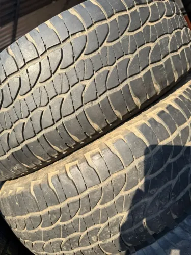 Pneu 205/70/15 Michelin LTX 