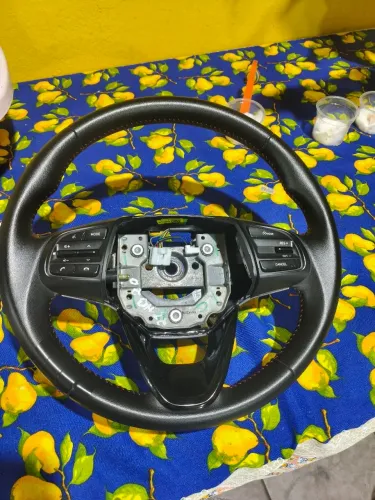 Volante HB20 em couro