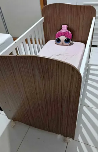 Berço americano com colchão 