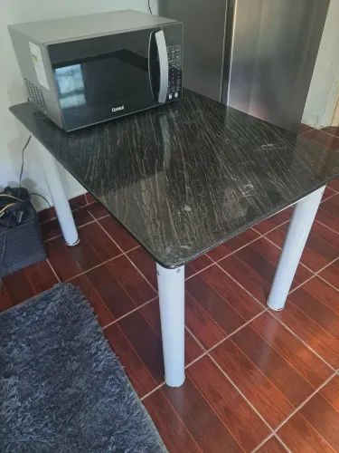 Mesa granito