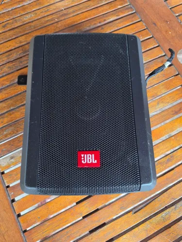 Caixa Amplificada Ativa Jbl Sw68a-ms Slim 6x8 Pol 100w Rms