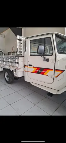 Alugo para fretes caminhão 