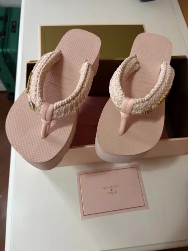 Sandália Havaianas & Dolce Gabbana N° 37/38